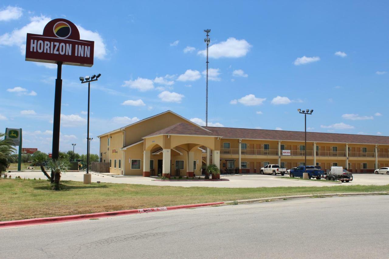 Horizon Inn & Suites Pearsall Luaran gambar